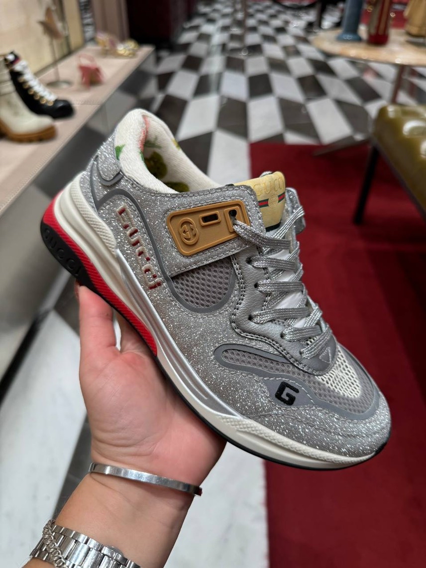 GUCCI Sneakers front view - Women's luxury Shoes