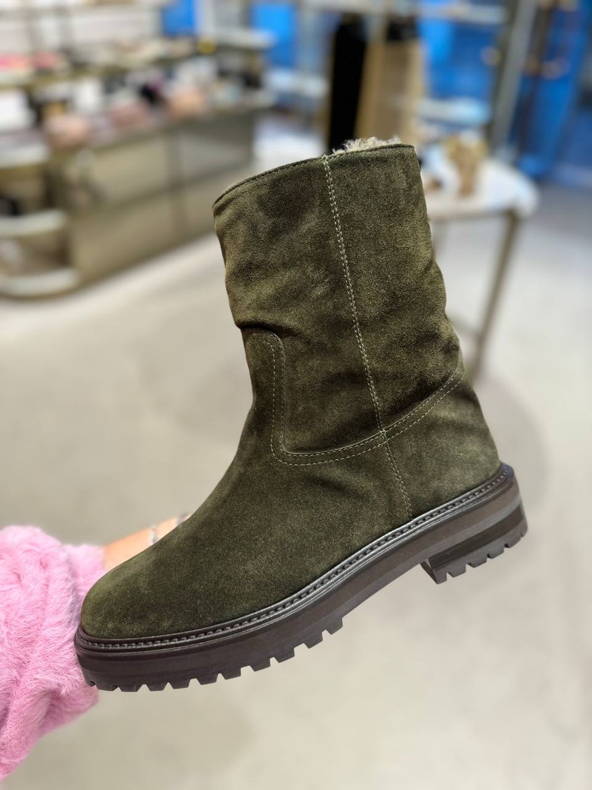 JIMMY CHOO Boots front view - Women's luxury Shoes