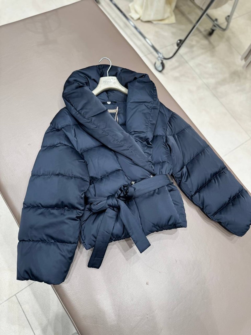 PESERICO Down jacket side view - Women's luxury Clothes