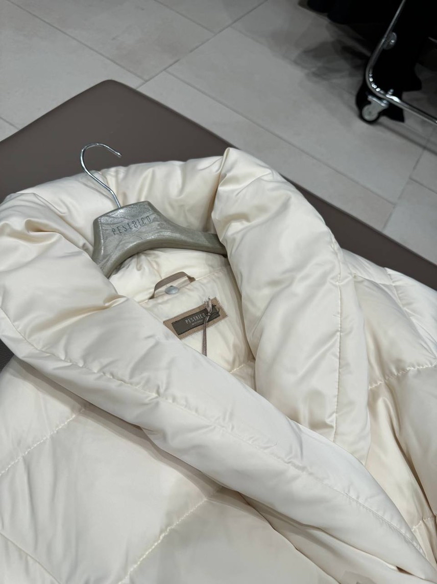 PESERICO Down jacket side view - Women's luxury Clothes