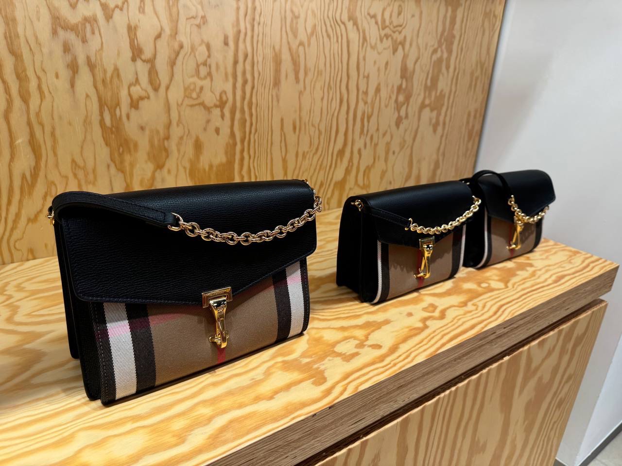 BURBERRY Crossbody bags side view - Women's luxury Bags