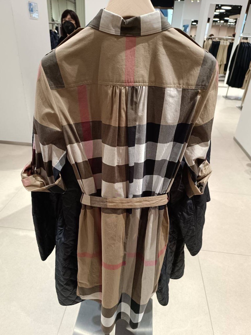 BURBERRY Dresses side view - Women's luxury Clothes