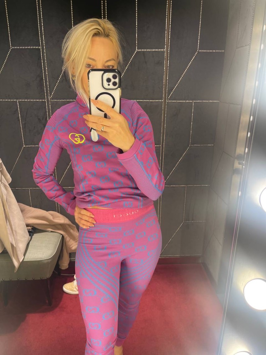 GUCCI Activewear side view - Women's luxury Clothes