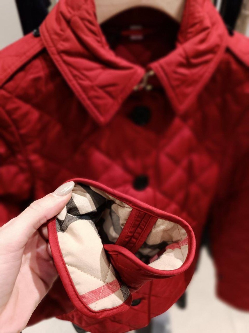 BURBERRY Down jacket side view - Women's luxury Clothes
