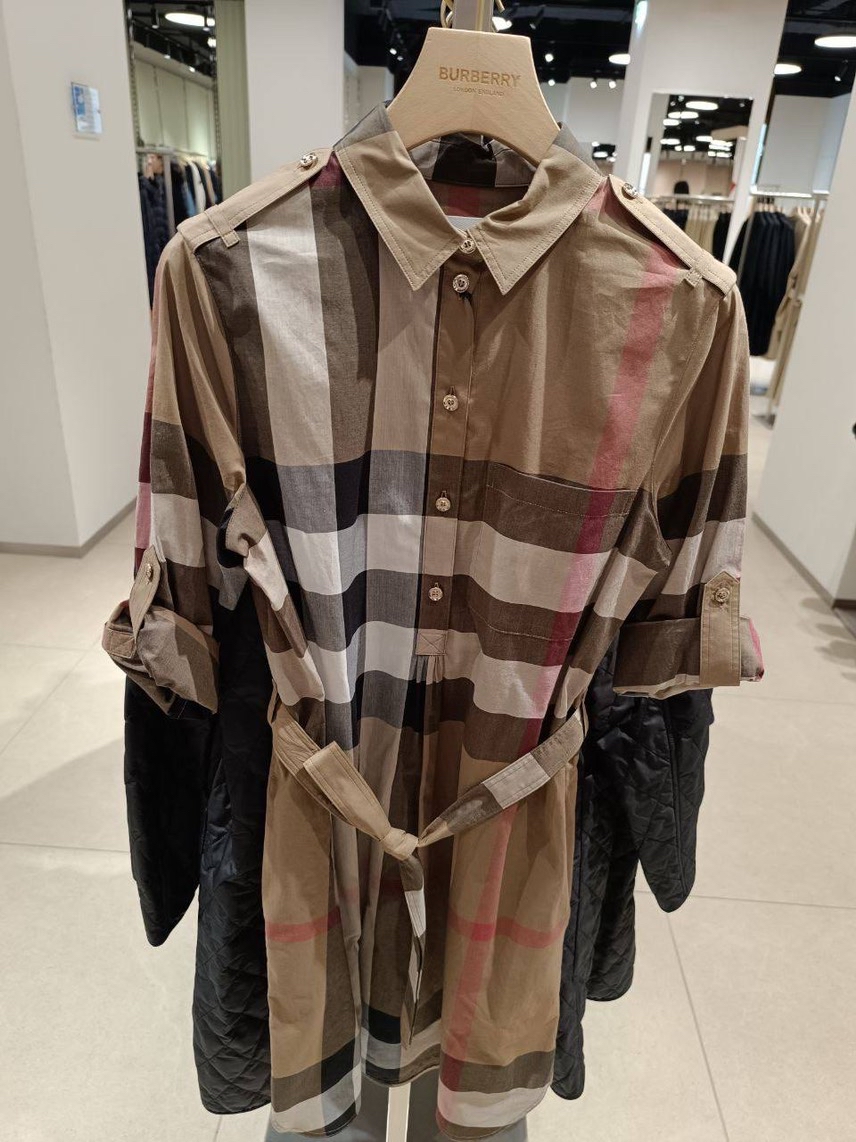 BURBERRY Dresses front view - Women's luxury Clothes