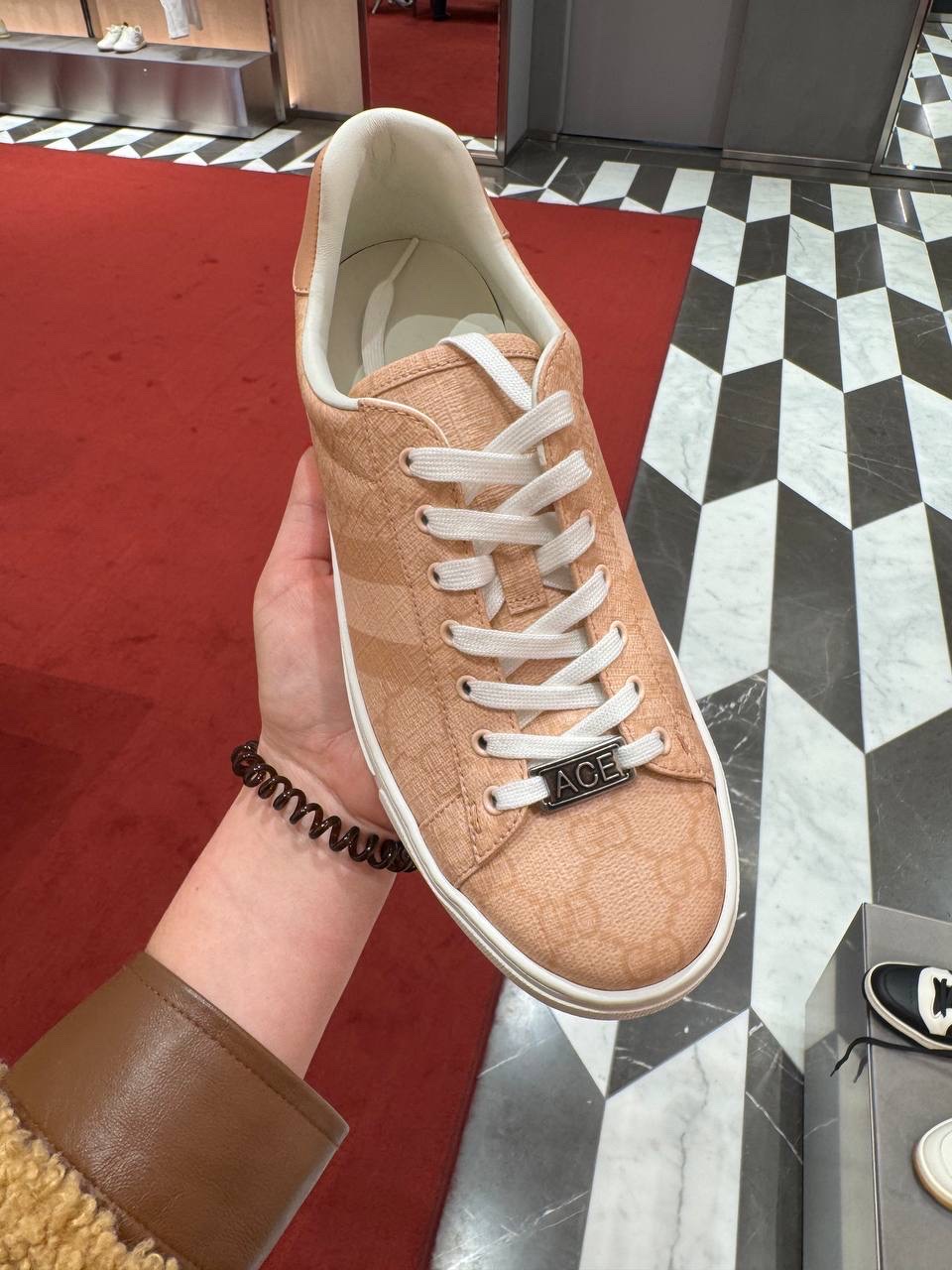 GUCCI Sneakers side view - Women's luxury Shoes