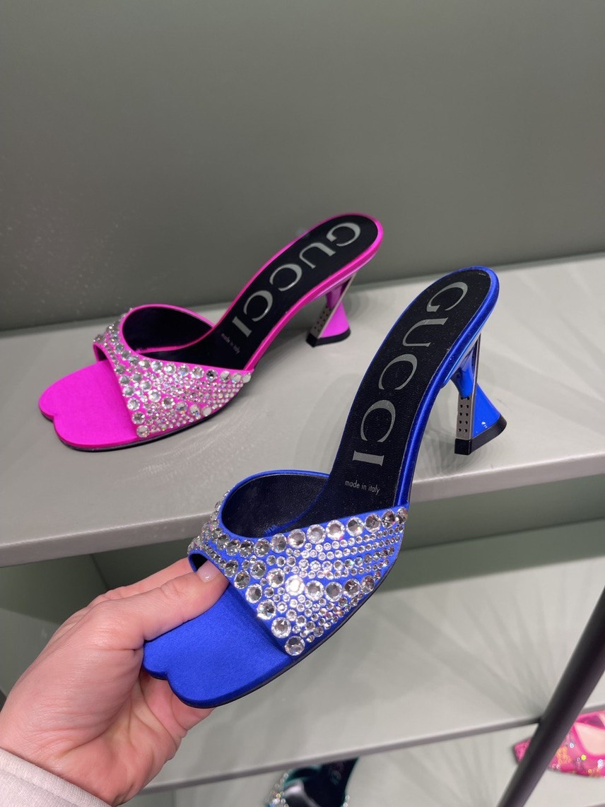 GUCCI Sandals front view - Women's luxury Shoes