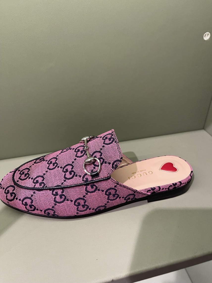 GUCCI Mules side view - Women's luxury Shoes
