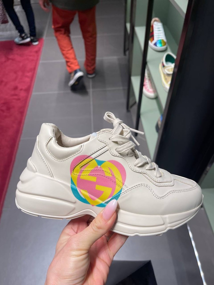 GUCCI Sneakers front view - Women's luxury Shoes