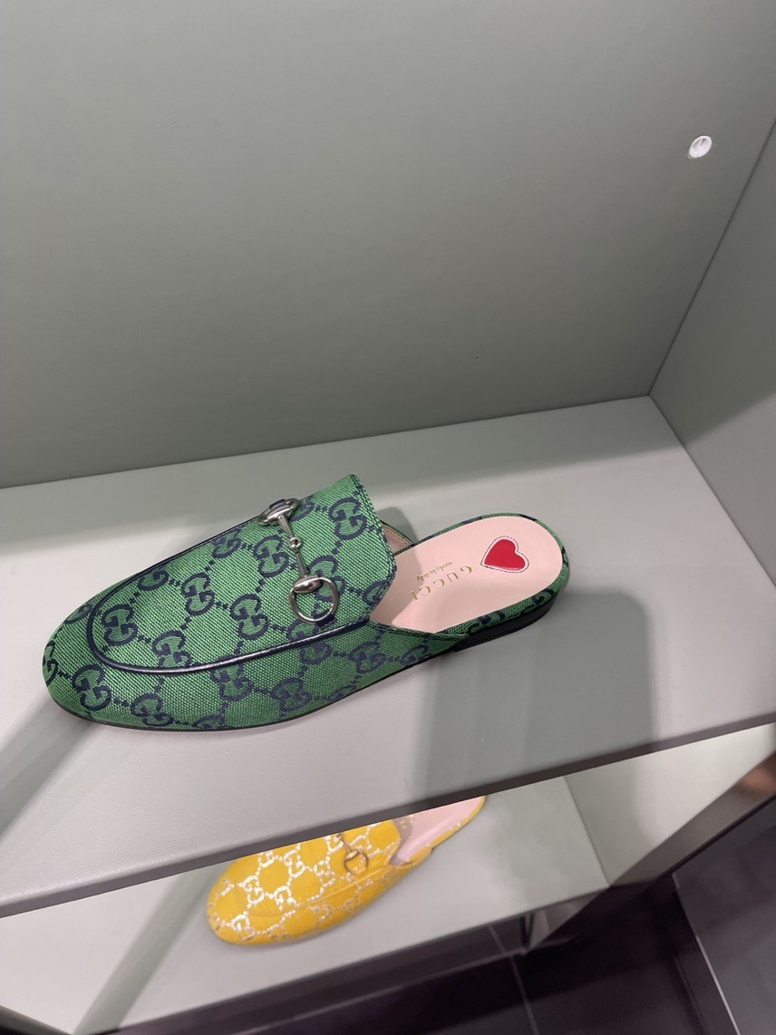 GUCCI Mules side view - Women's luxury Shoes