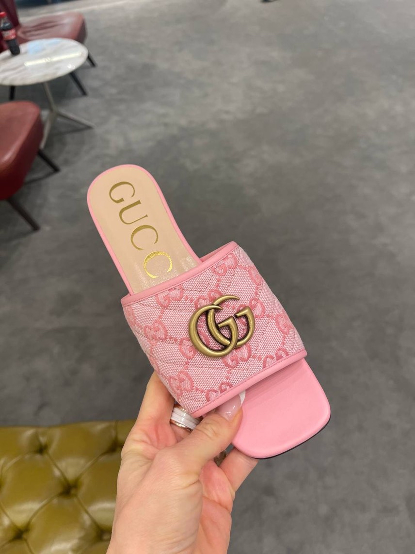 GUCCI Slides side view - Women's luxury Shoes