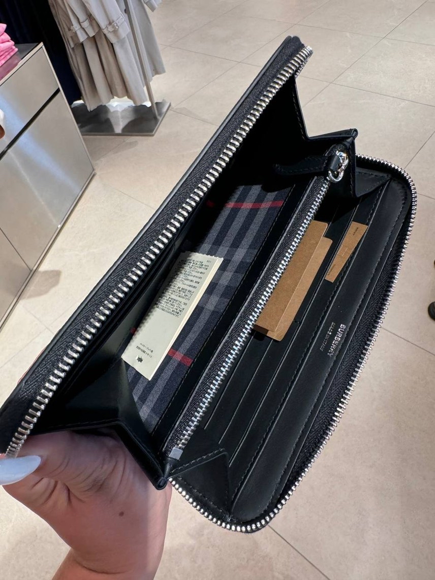BURBERRY Wallets and small leather goods side view - Men's luxury Accessories
