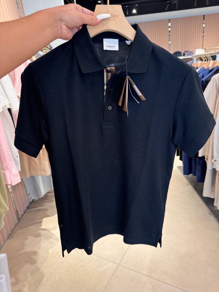 BURBERRY T-shirt and Polo side view - Men's luxury Clothes