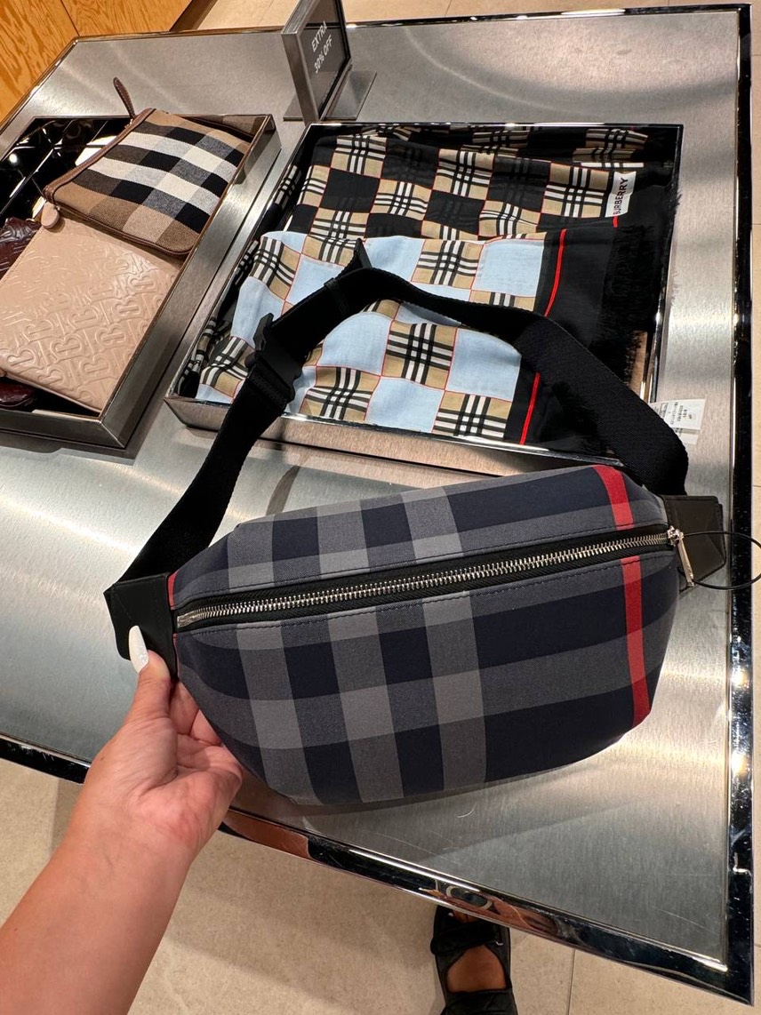 BURBERRY Belt bags front view - Men's luxury Bags