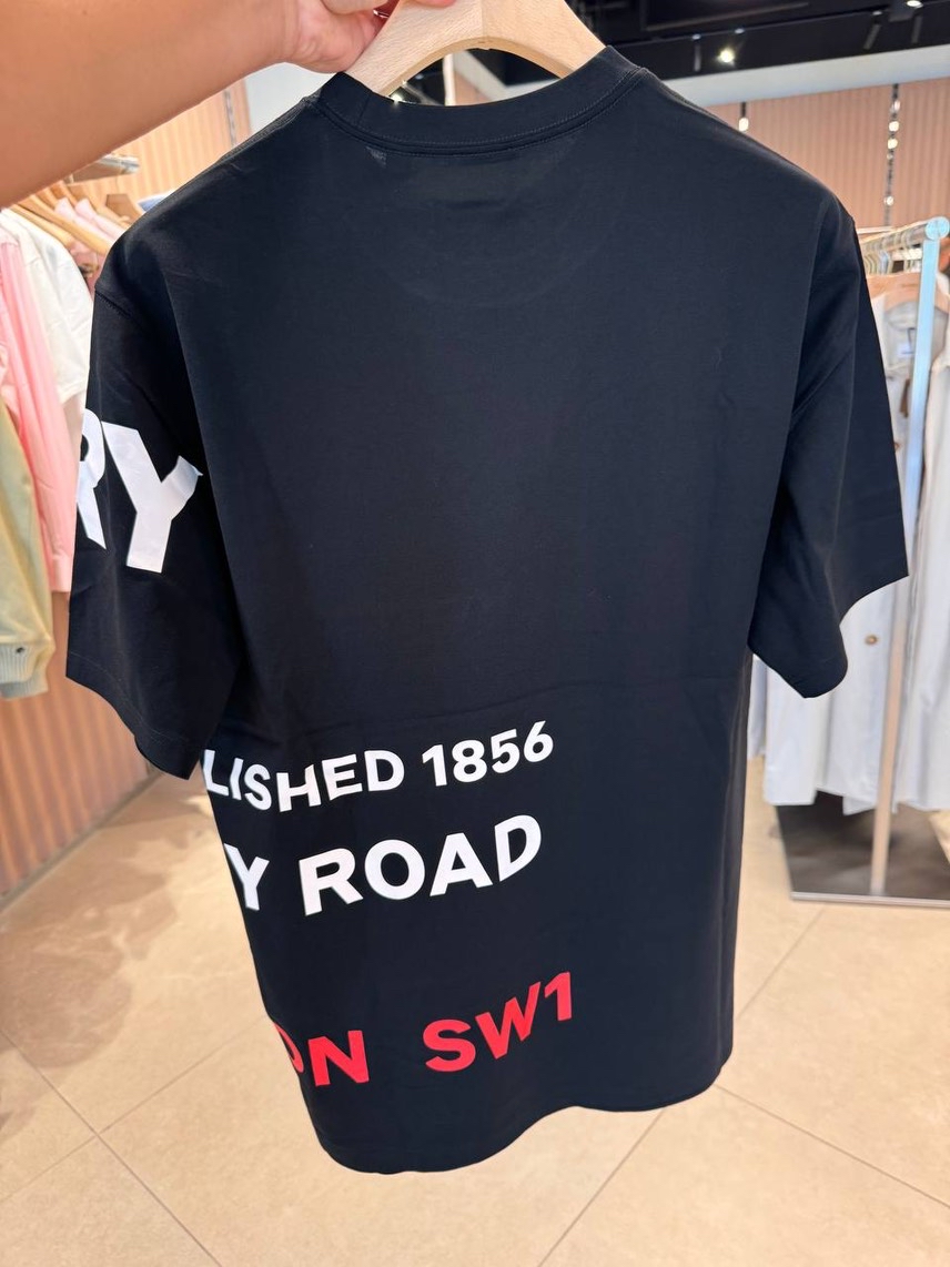 BURBERRY T-shirt and Polo side view - Men's luxury Clothes