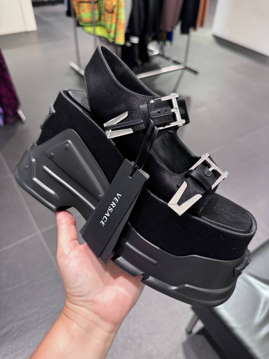 VERSACE Sandals front view - Women's luxury Shoes