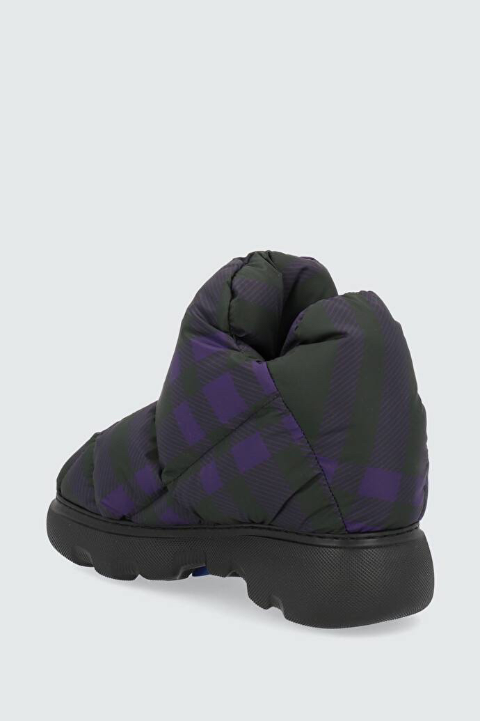 BURBERRY Boots side view - Women's luxury Shoes