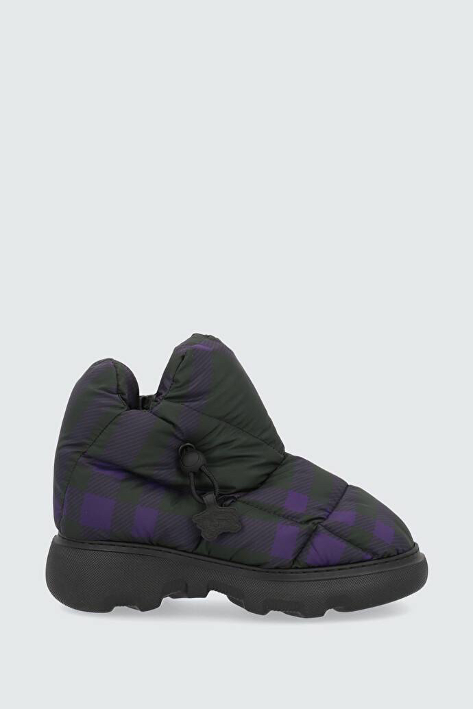 BURBERRY Boots side view - Women's luxury Shoes