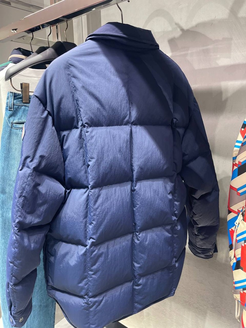 GUCCI Down jacket side view - Men's luxury Clothes