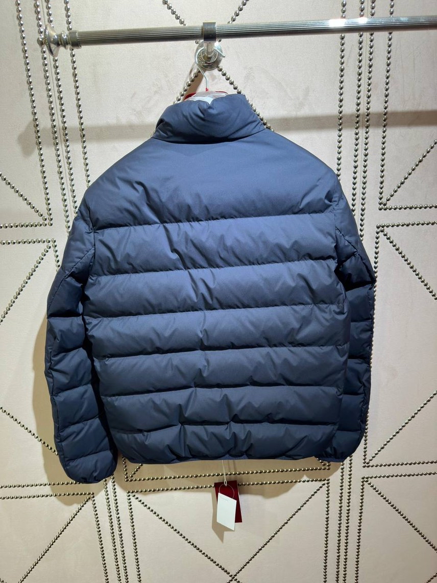 GUCCI Down jacket side view - Men's luxury Clothes