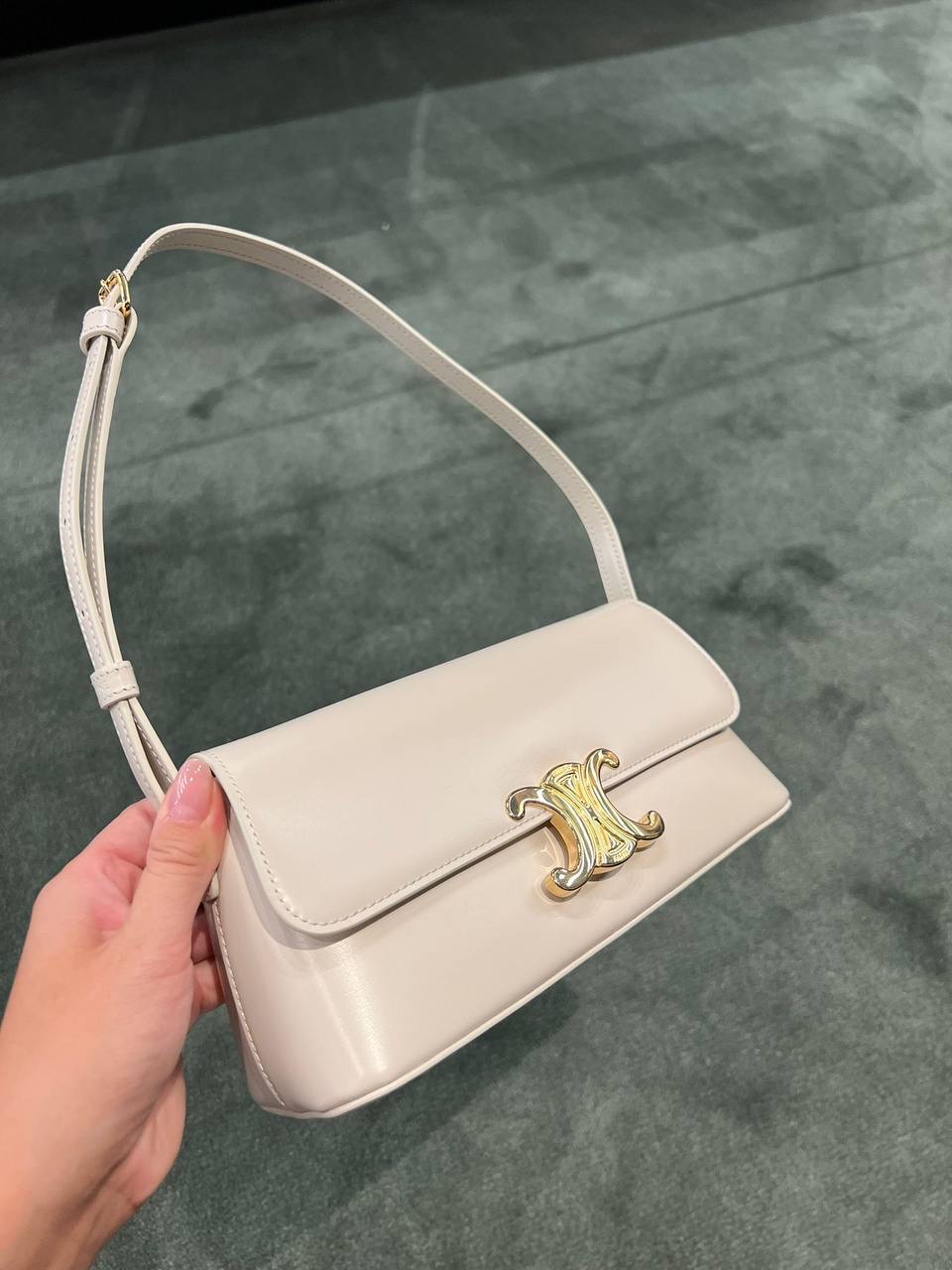 CELINE Shoulder bags side view - Women's luxury Bags