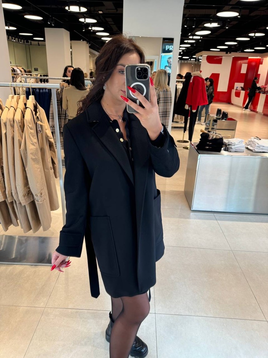 BURBERRY Coats side view - Women's luxury Clothes
