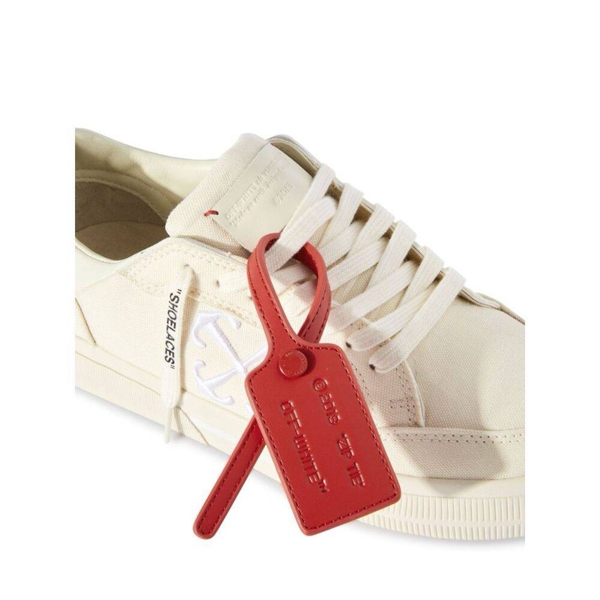 OFF-WHITE Sneakers side view - Women's luxury Shoes