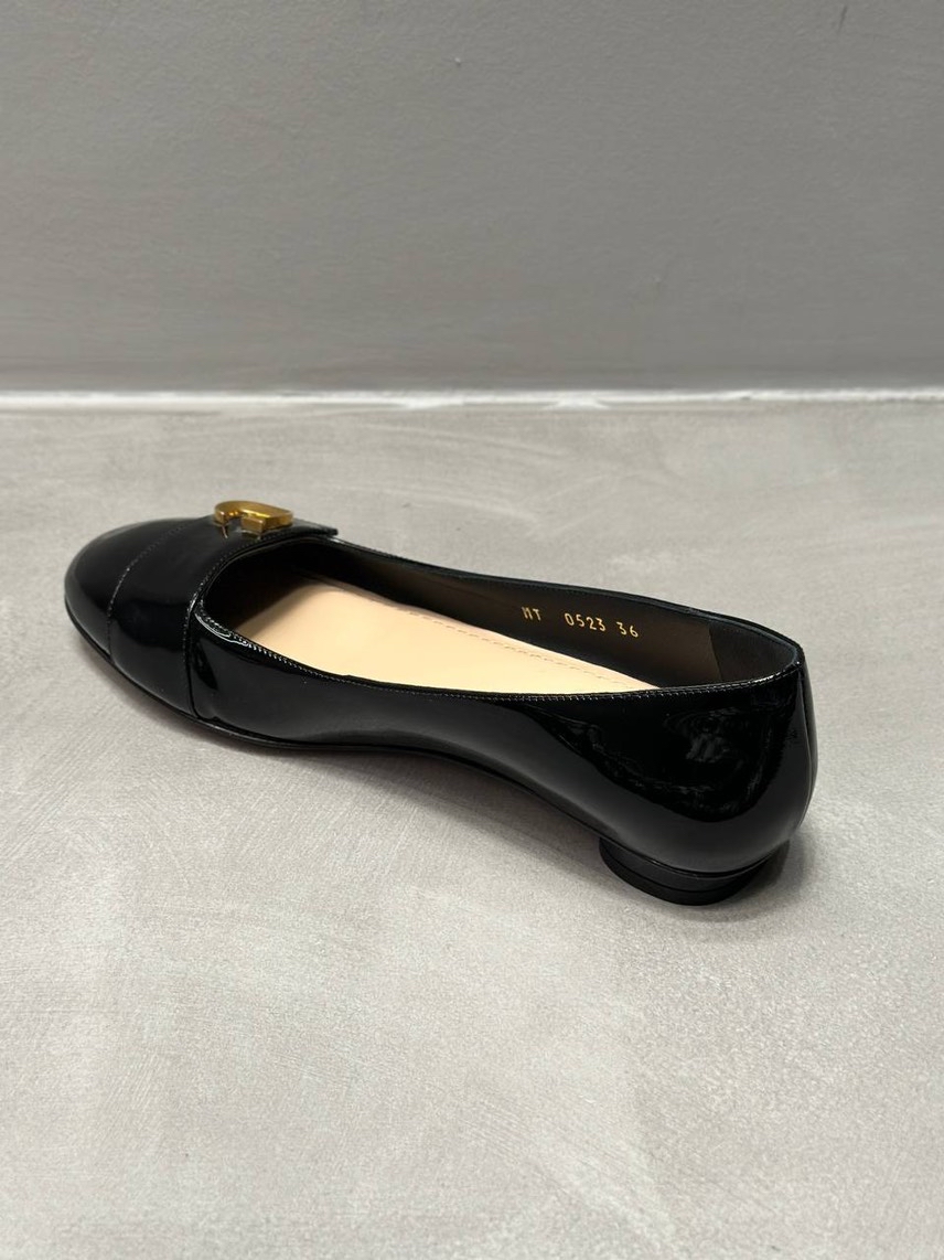 DIOR Ballerinas side view - Women's luxury Shoes