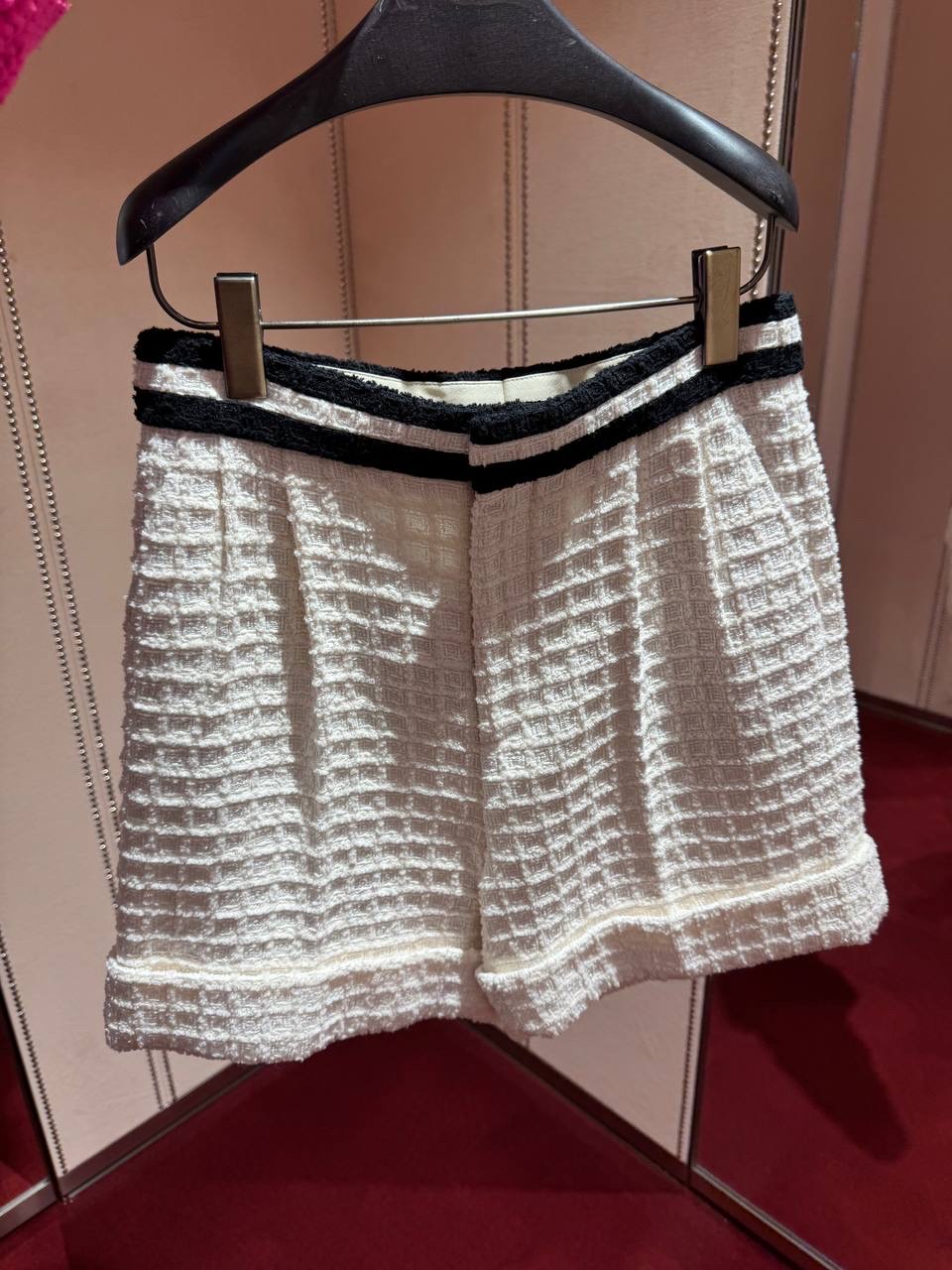 GUCCI Shorts front view - Women's luxury Clothes