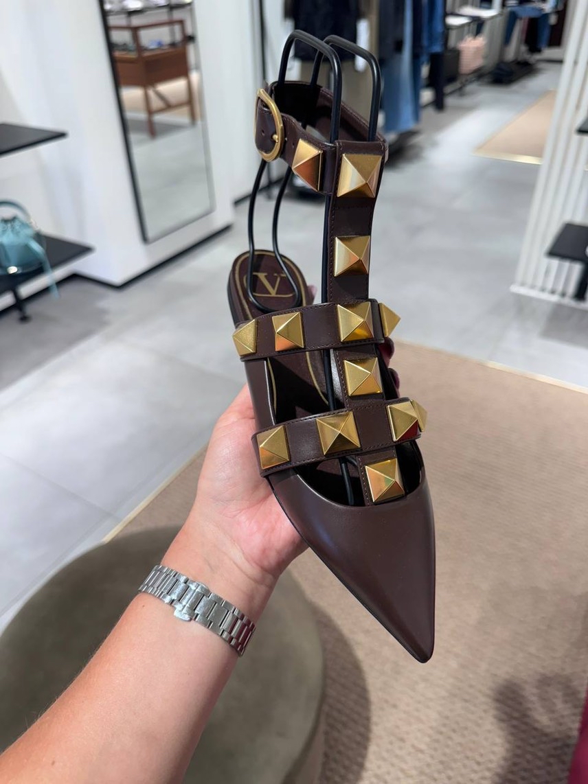 VALENTINO GARAVANI Sandals side view - Women's luxury Shoes