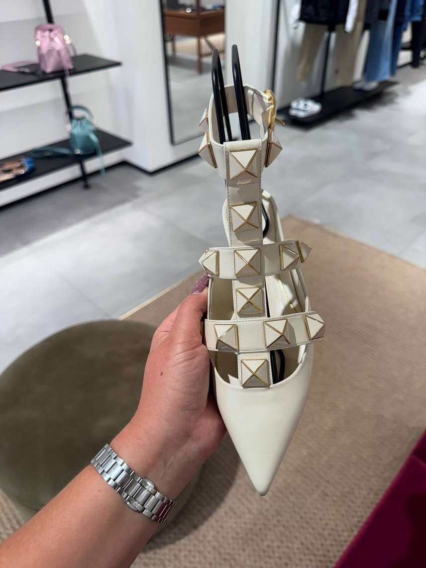 VALENTINO GARAVANI Sandals side view - Women's luxury Shoes