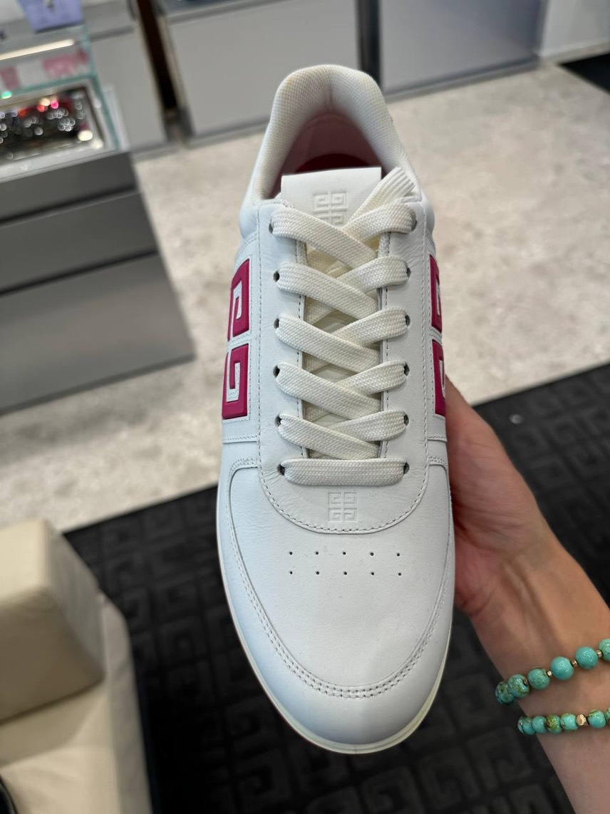 GIVENCHY Sneakers side view - Women's luxury Shoes