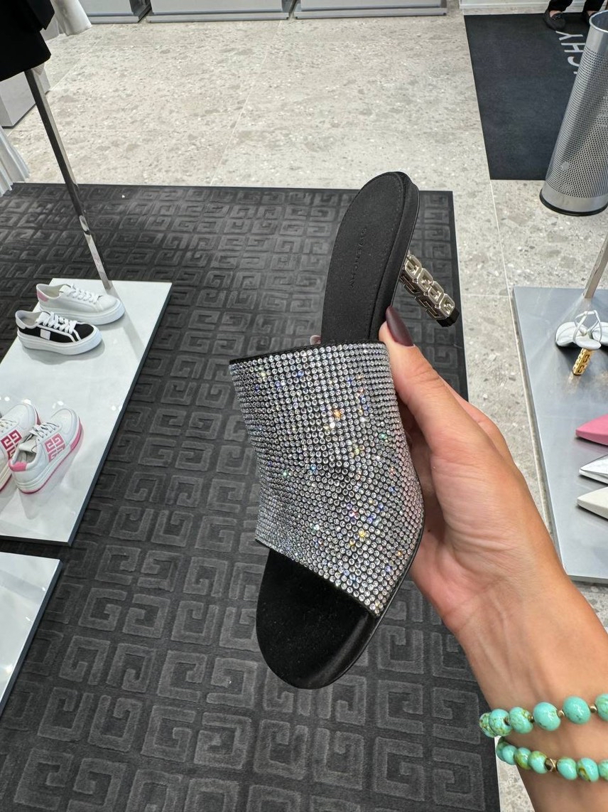 GIVENCHY Sandals side view - Women's luxury Shoes