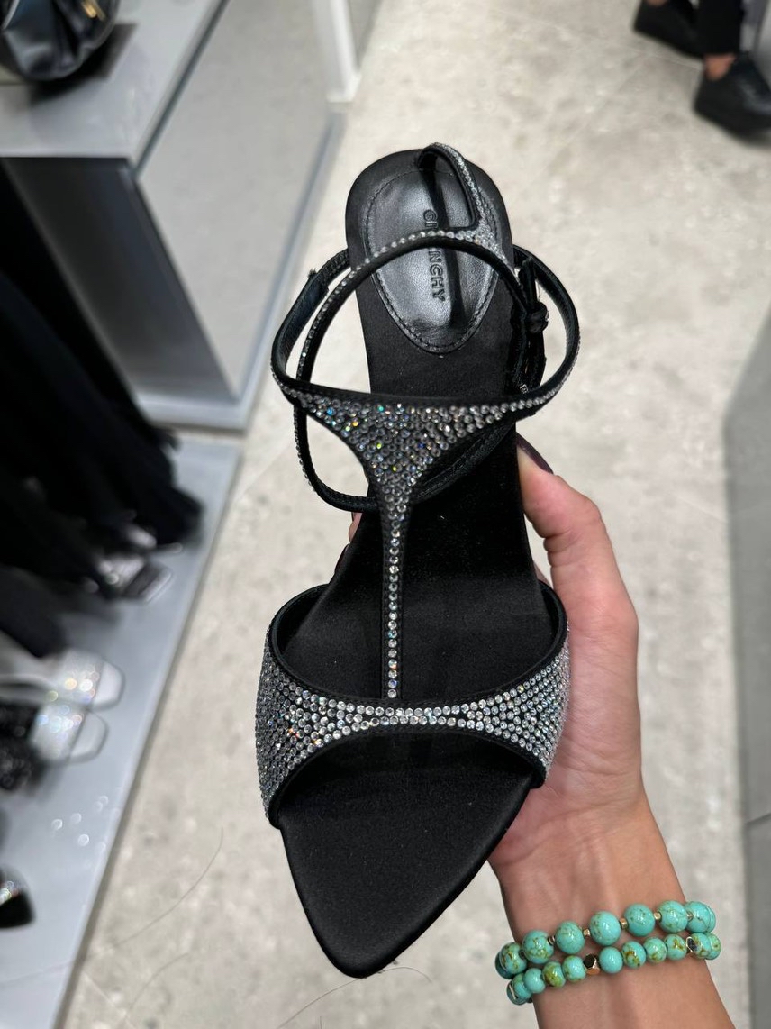 GIVENCHY Sandals side view - Women's luxury Shoes