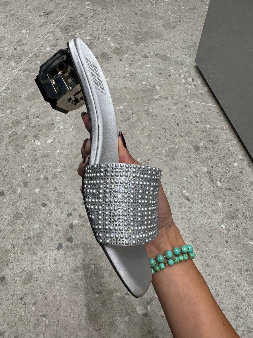 GIVENCHY Sandals side view - Women's luxury Shoes