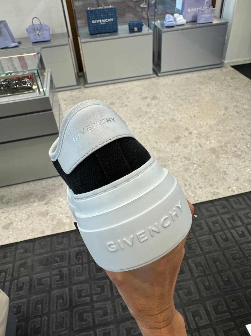 GIVENCHY Sneakers side view - Women's luxury Shoes