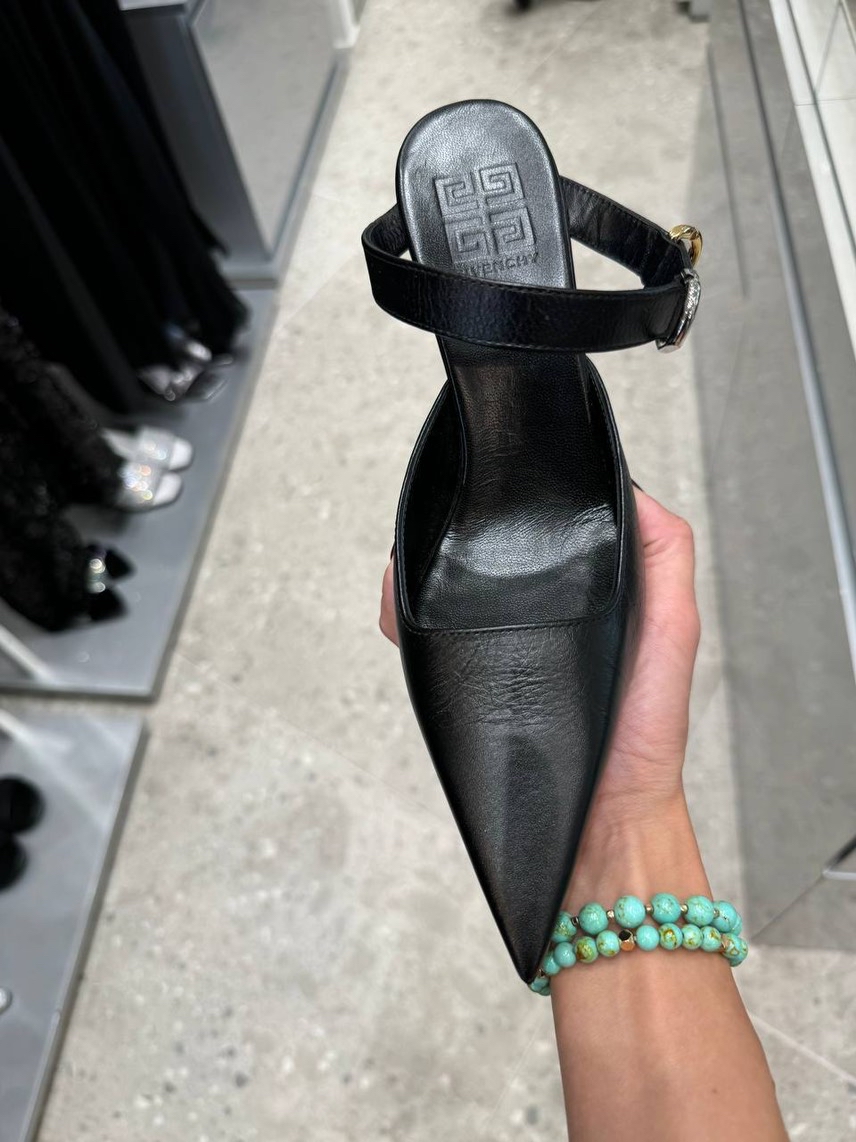 GIVENCHY Sandals front view - Women's luxury Shoes