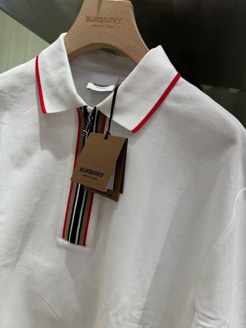 BURBERRY T-shirt and Polo side view - Women's luxury Clothes