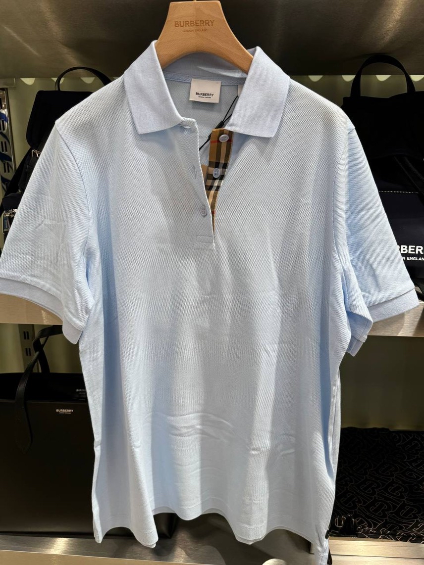 BURBERRY T-shirt and Polo side view - Women's luxury Clothes