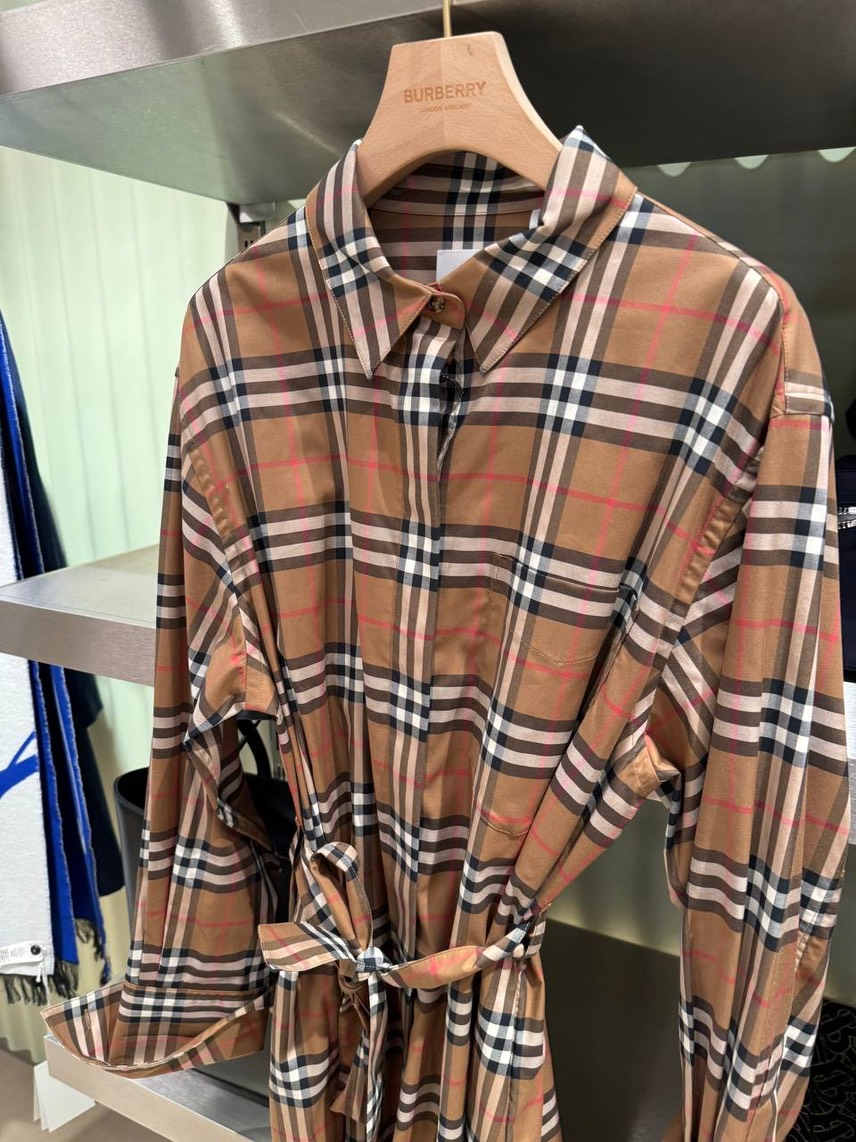 BURBERRY Dresses side view - Women's luxury Clothes
