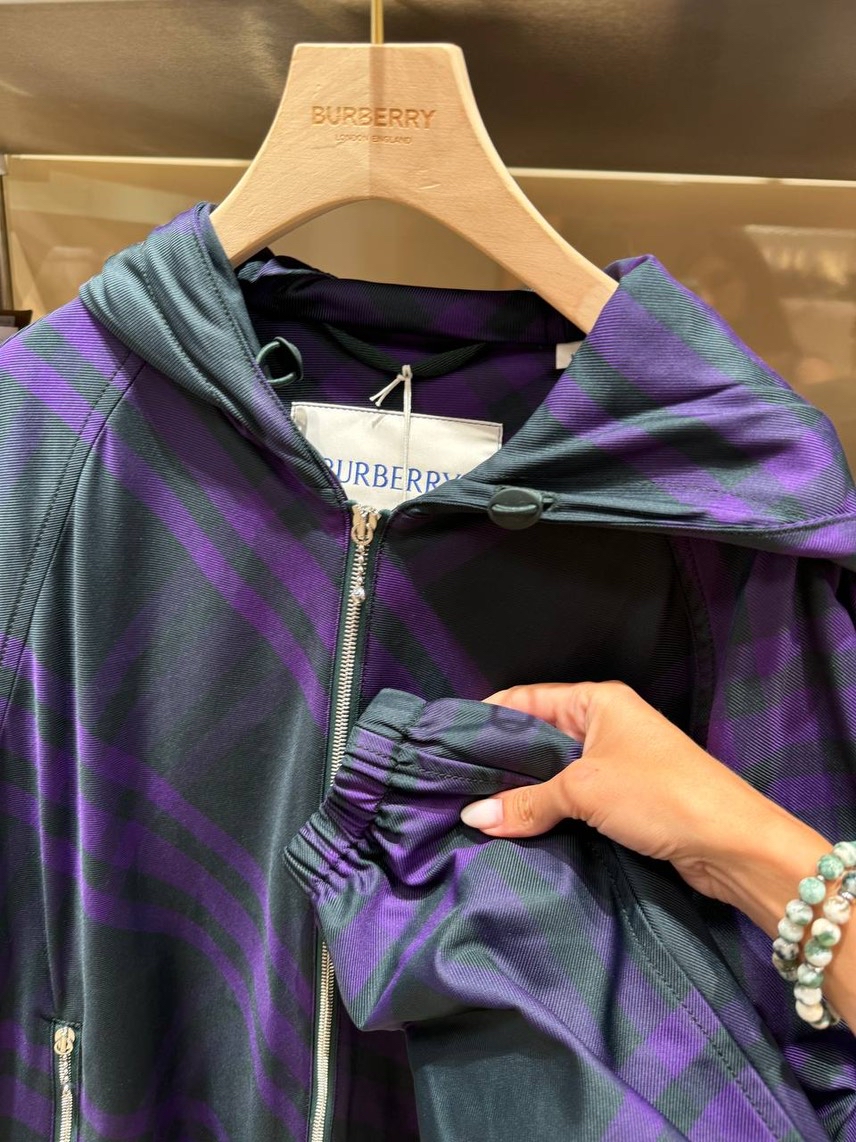 BURBERRY Jackets side view - Women's luxury Clothes