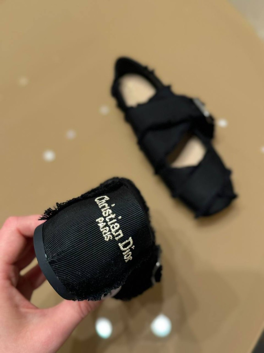 CHRISTIAN DIOR Sandals side view - Women's luxury Shoes