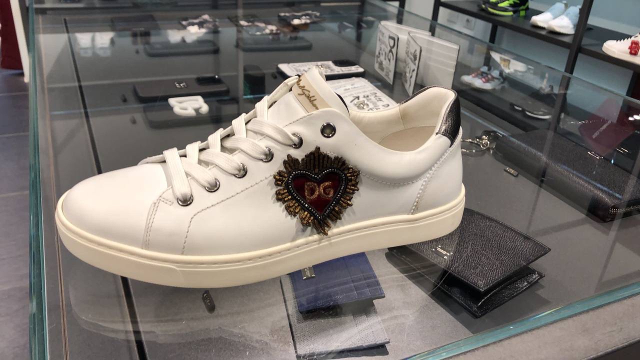 DOLCE & GABBANA Sneakers side view - Men's luxury Shoes