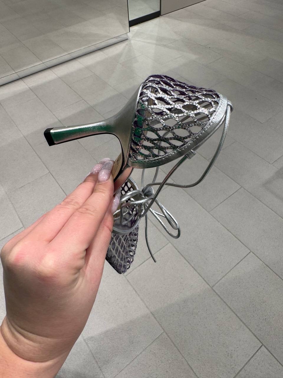 BOTTEGA VENETA Sandals side view - Women's luxury Shoes