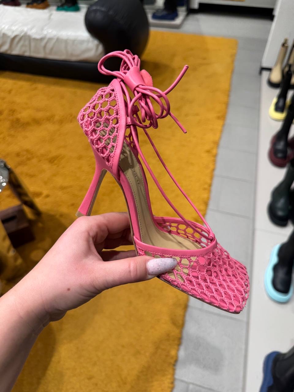 BOTTEGA VENETA Sandals side view - Women's luxury Shoes