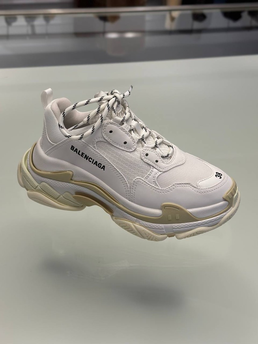 BALENCIAGA Sneakers front view - Women's luxury Shoes