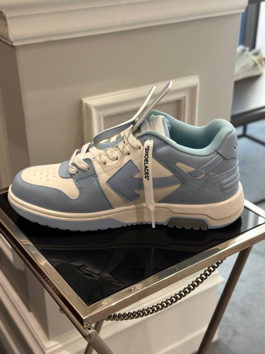 OFF-WHITE Sneakers side view - Women's luxury Shoes