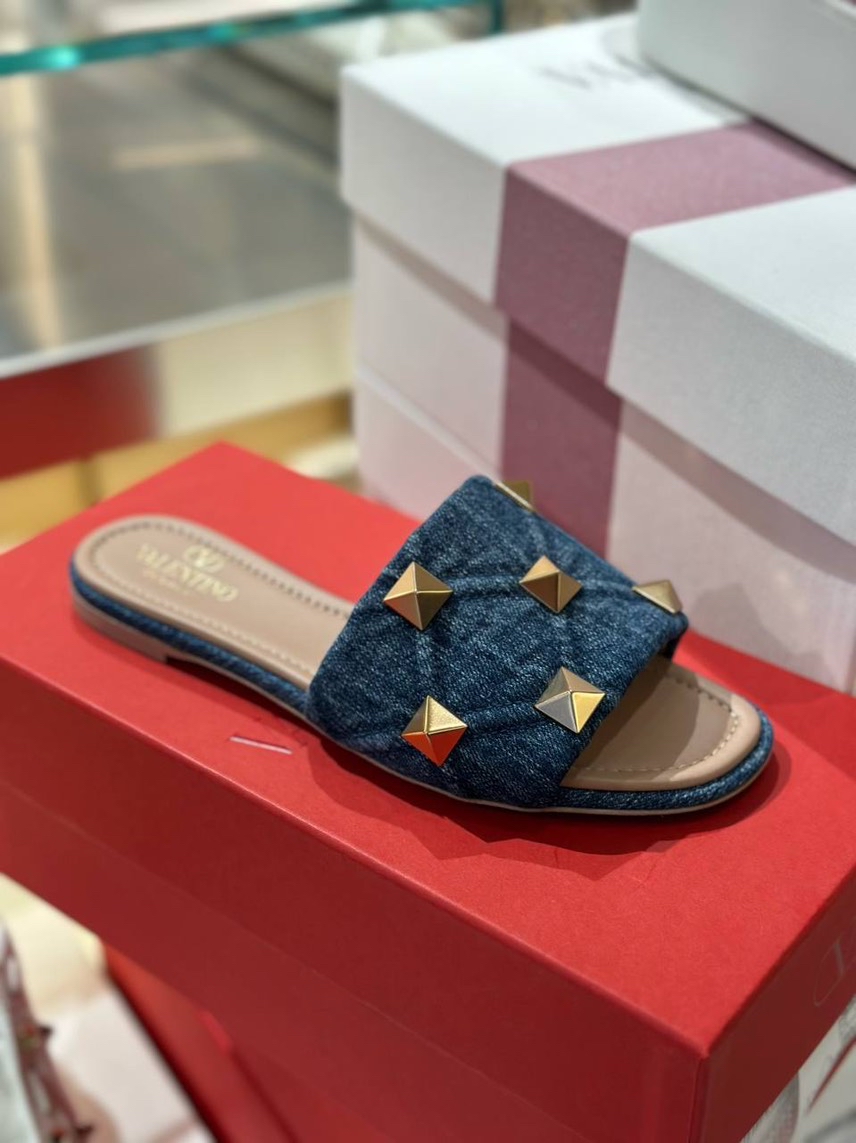 VALENTINO GARAVANI Slides front view - Women's luxury Shoes