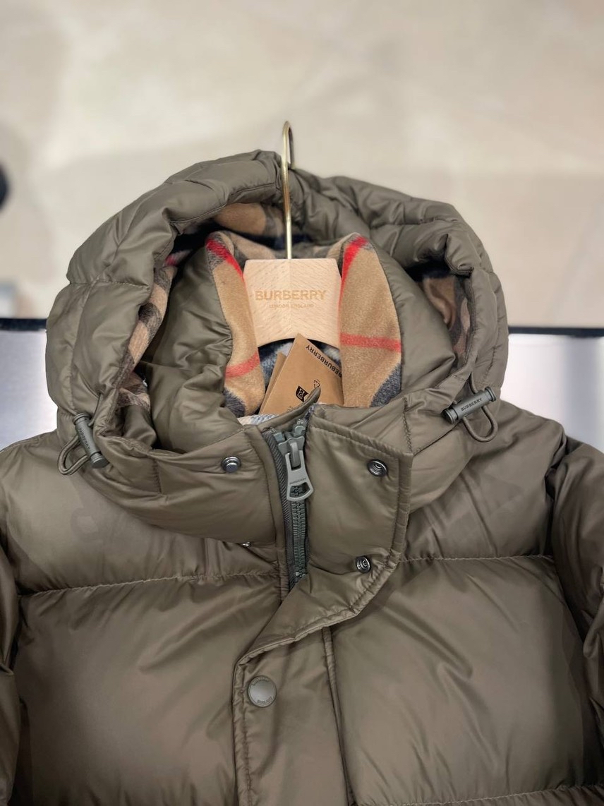 BURBERRY Down jacket side view - Men's luxury Clothes