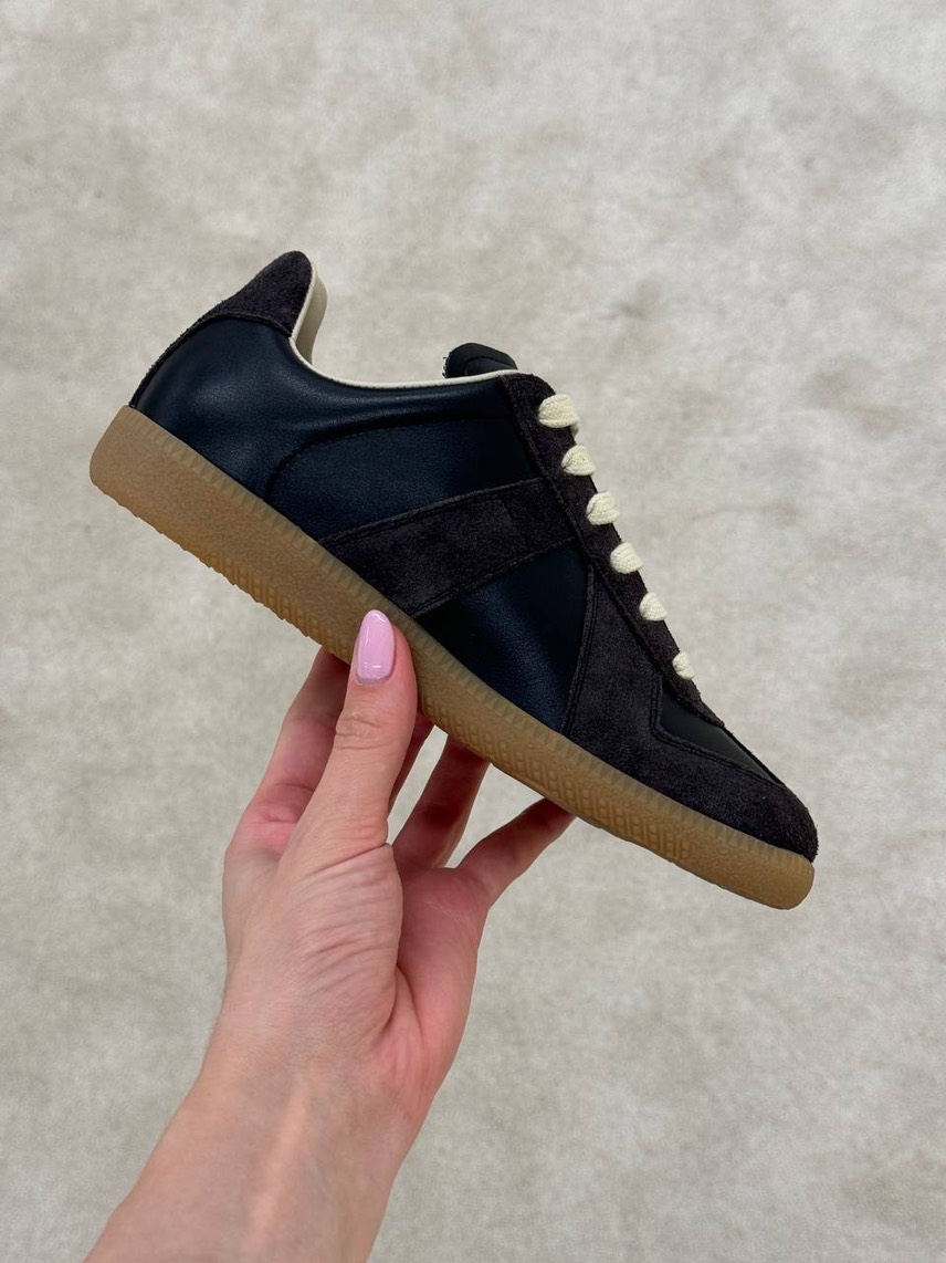 MAISON MARTIN MARGIELA Sneakers side view - Men's luxury Shoes